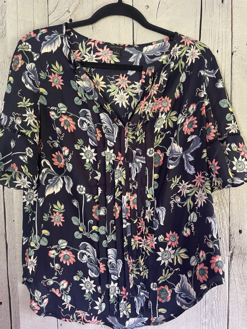 Ann Taylor Black Floral V-Neck Ruffle Sleeve Blouse